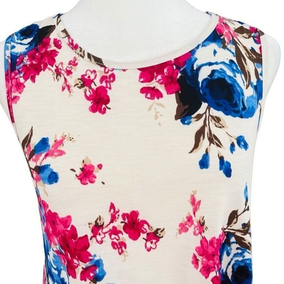 Heimish USA sleeveless swing style floral top size S. - Picture 2 of 7